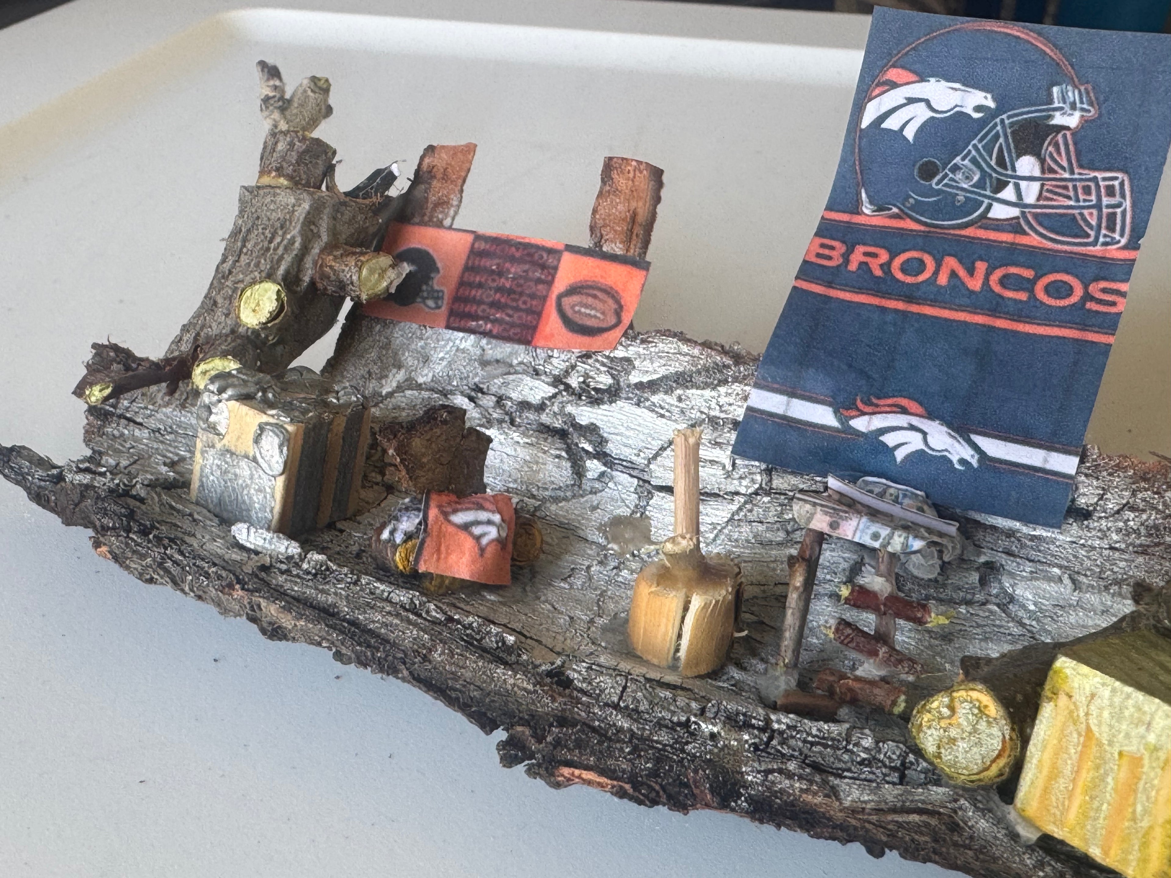 Broncos Denver good luck miniature decor