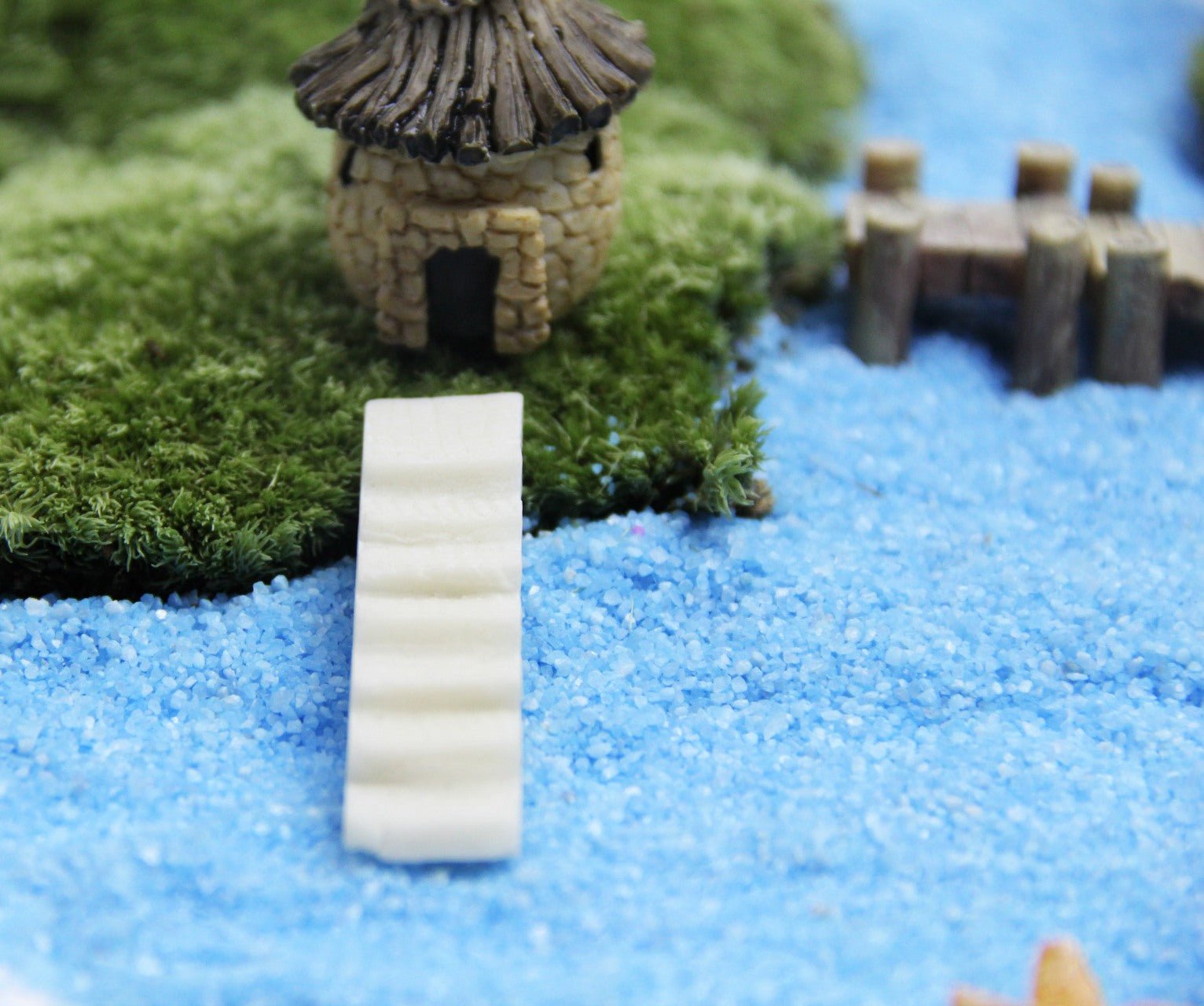 New Hot Sale Mini Craft Figurine Plant Pot Garden Ornament Miniature Fairy Garden Decor DIY